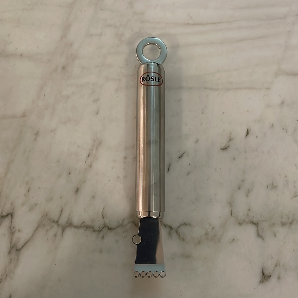 Silver Kitchen Tool Set Essential for Every Home